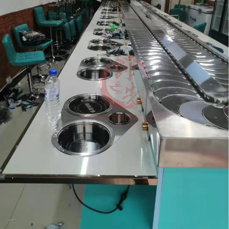 吉林省长春市宽城区柳影路榆树南街万龙第十城门市8.4米涮烤一体91香蕉短视频福利平台安装完成